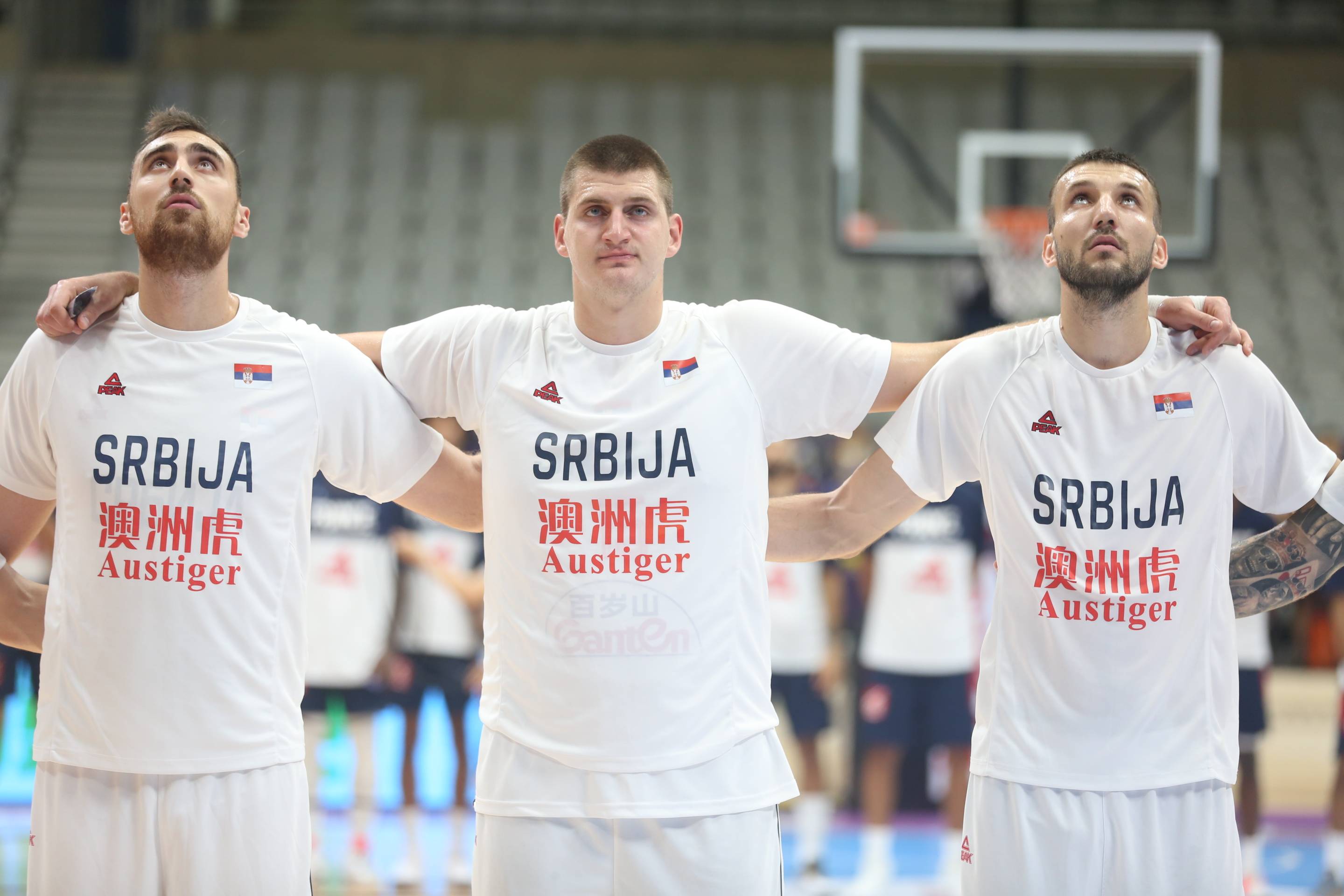 海星体育直播包含赛地聚焦——NBA季后赛加时末段热度飙升；芝加哥公牛豪取连胜；赛场秩序良好；纪律约束更严格的词条