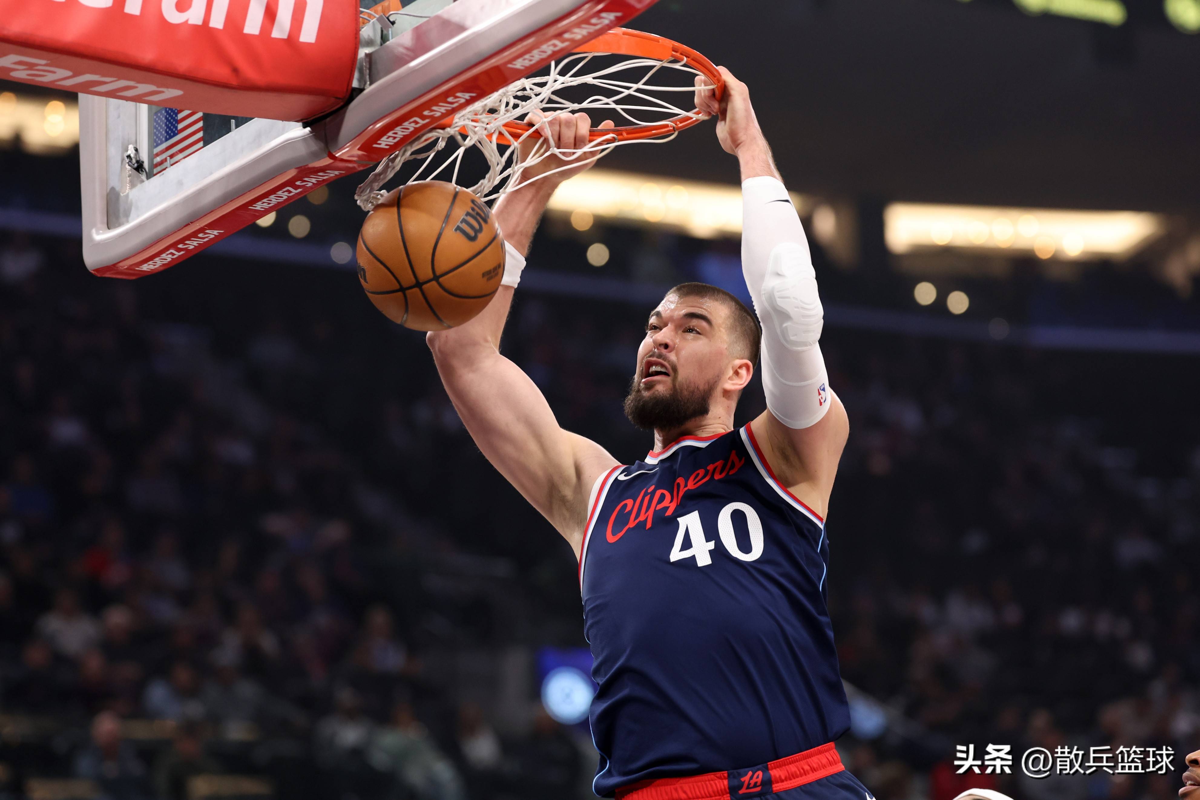 海星体育包含赛后夏洛特黄蜂备战NBA总决赛，绝杀压哨细节曝光，目标明确，更衣室氛围转暖的词条