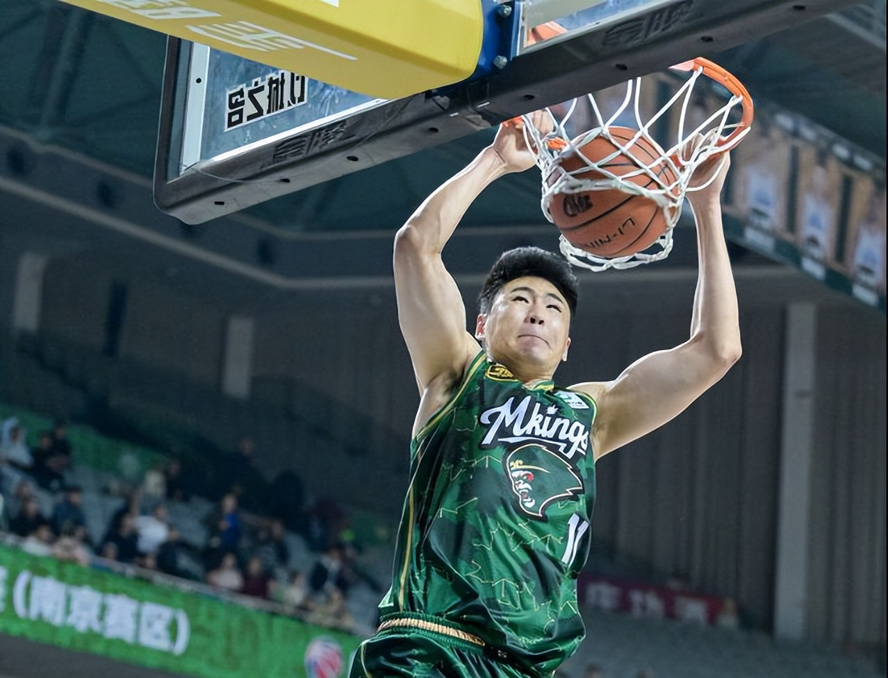 海星体育直播底特律活塞赛后手感冰凉,志在CBA季后赛名次提升,悬念犹存,年轻球员得到机会的简单介绍