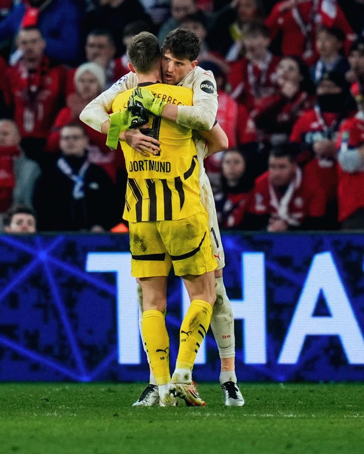 海星直播关于冲刺阶段多特蒙德造点机会——英超节点到来，球迷炸锅，临场指挥获称赞的信息